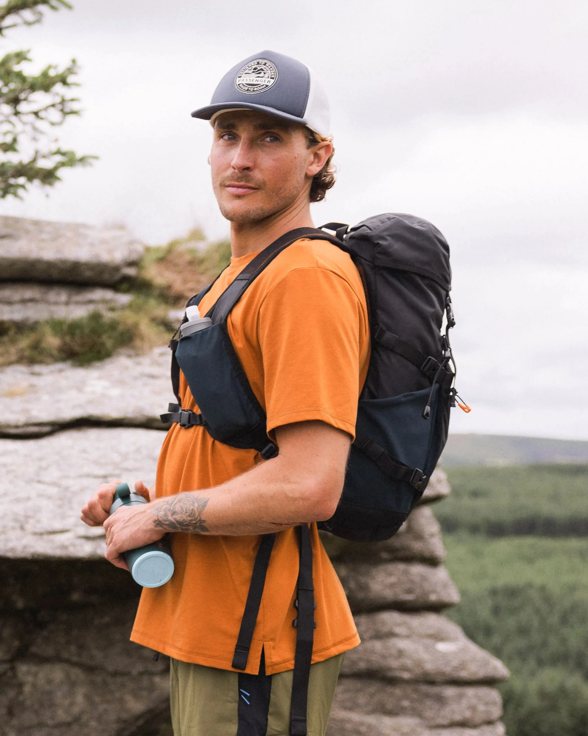 Trailscape 18L Backpack - Black - Image 4