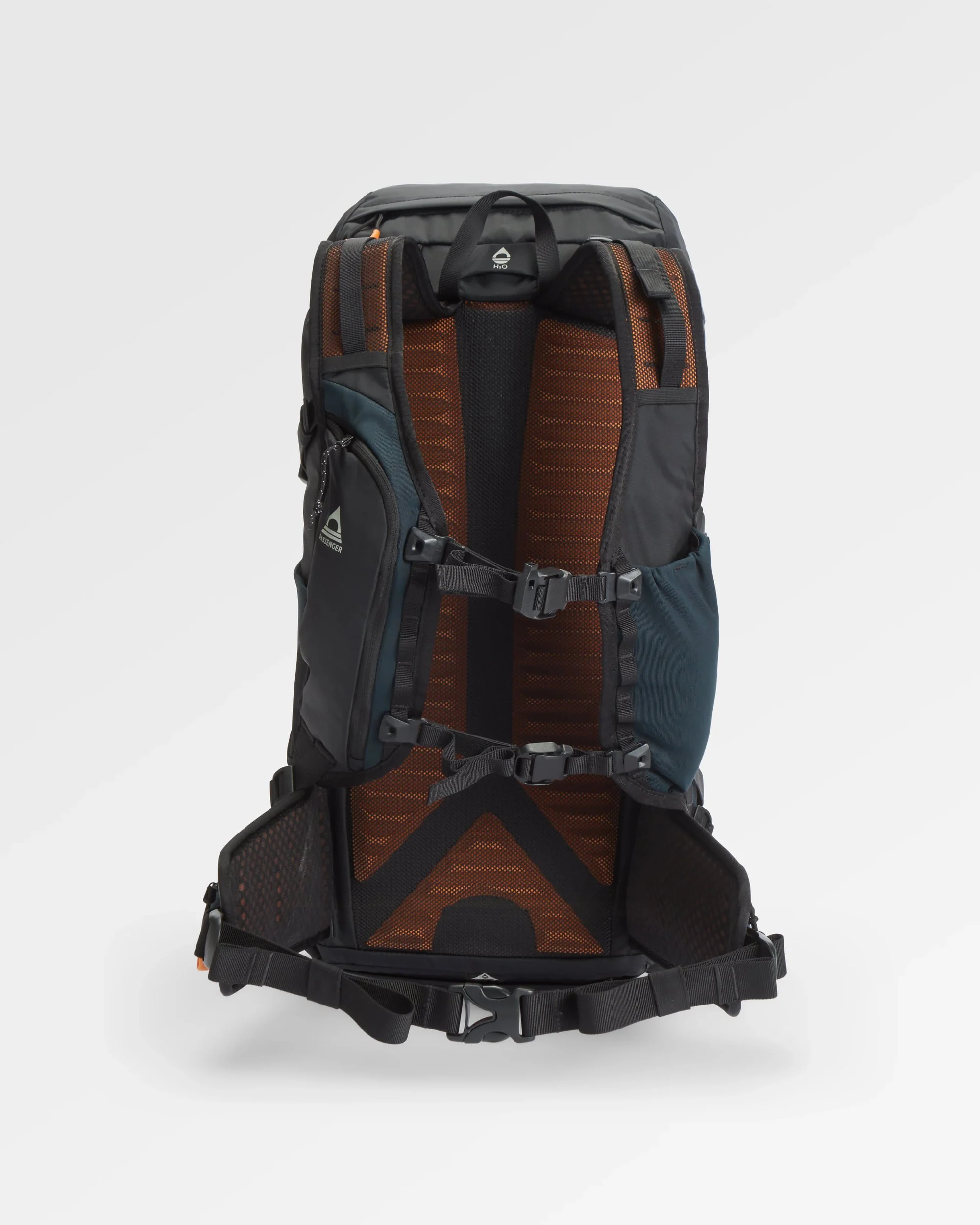 Trailscape 24L Backpack - Black - Image 5