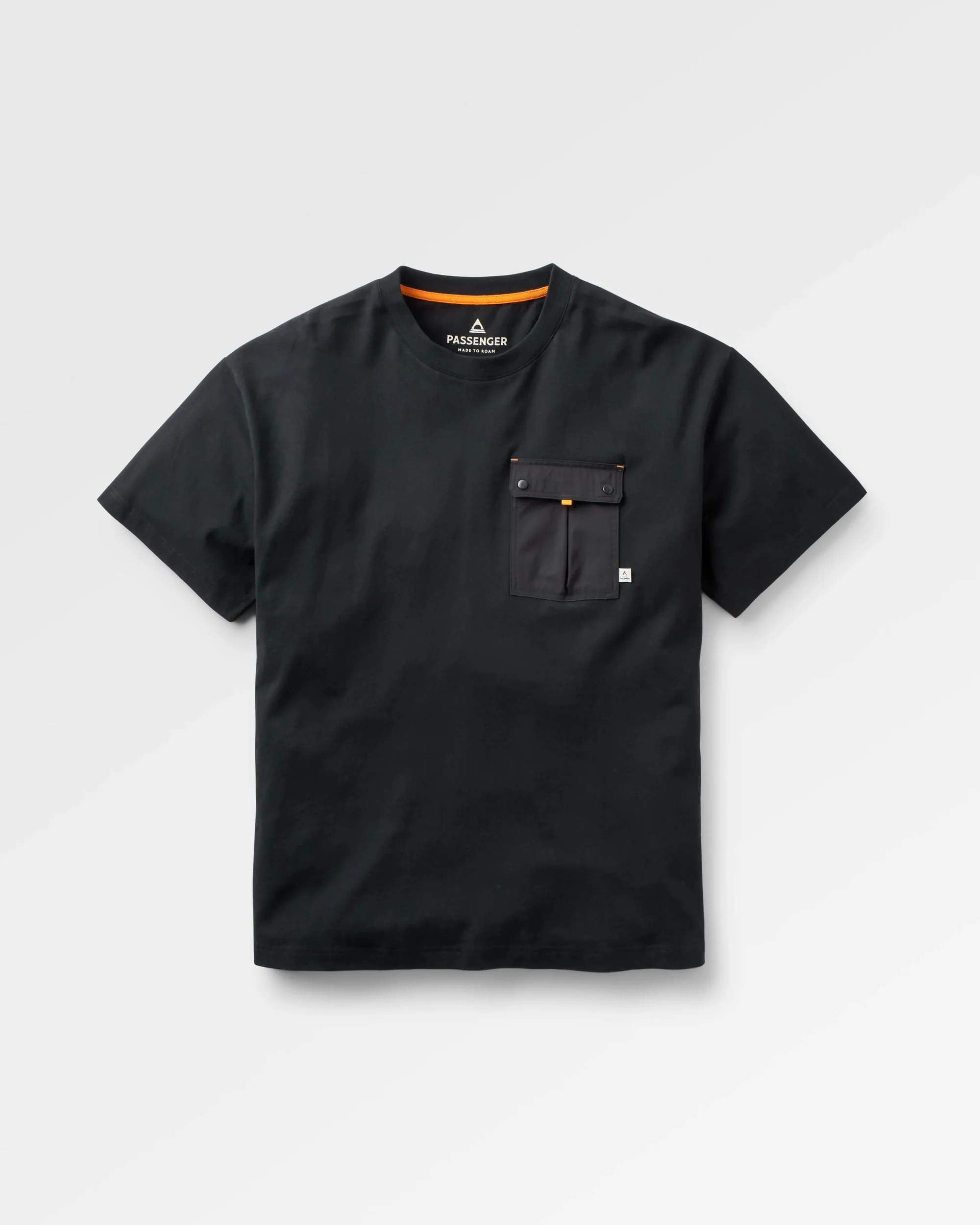 Travel Pocket Relaxed Fit T-Shirt - Black - Image 2