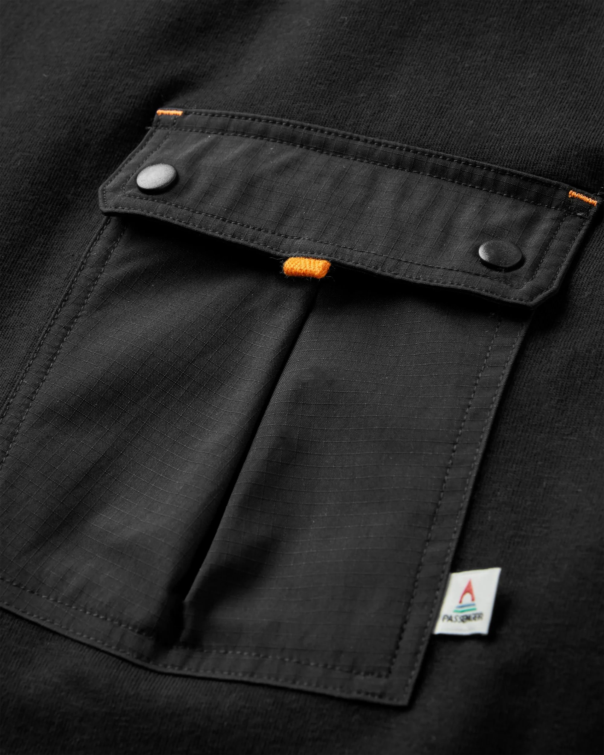 Travel Pocket Relaxed Fit T-Shirt - Black - Image 6