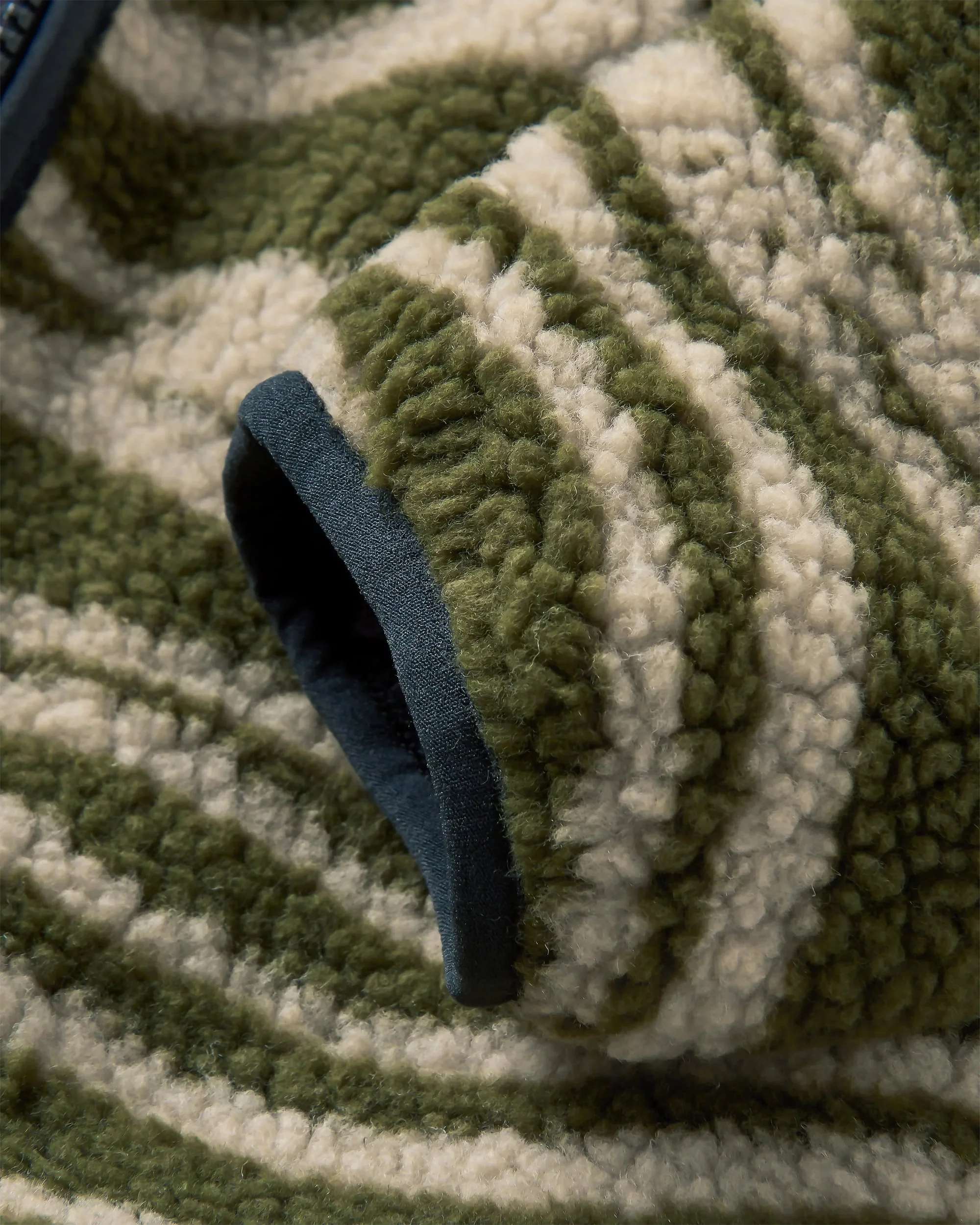 Trekker Deep-Pile Sherpa Fleece - Strata Khaki - Image 8