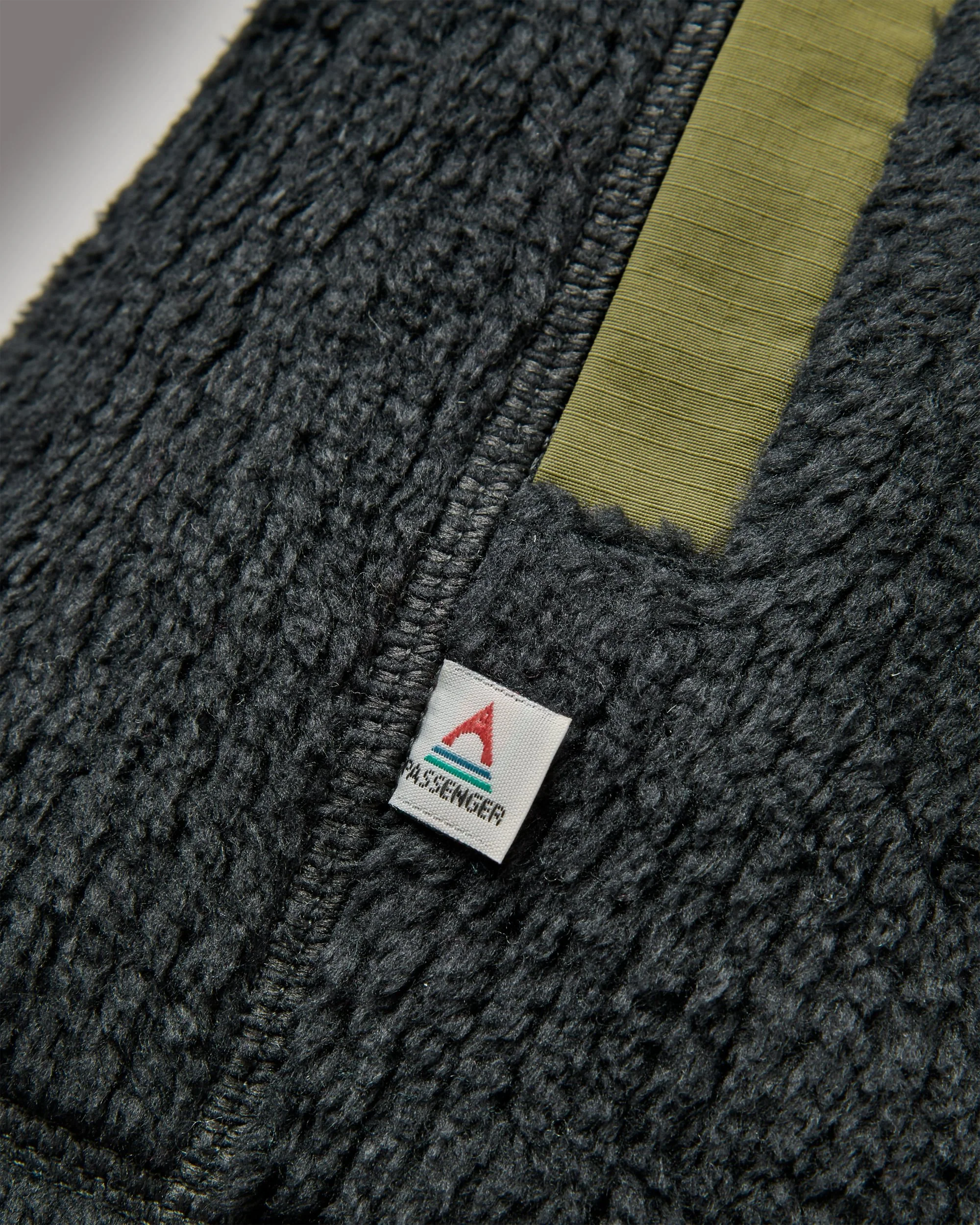 Venturescape Men's Fleece - Black/Khaki - Image 6