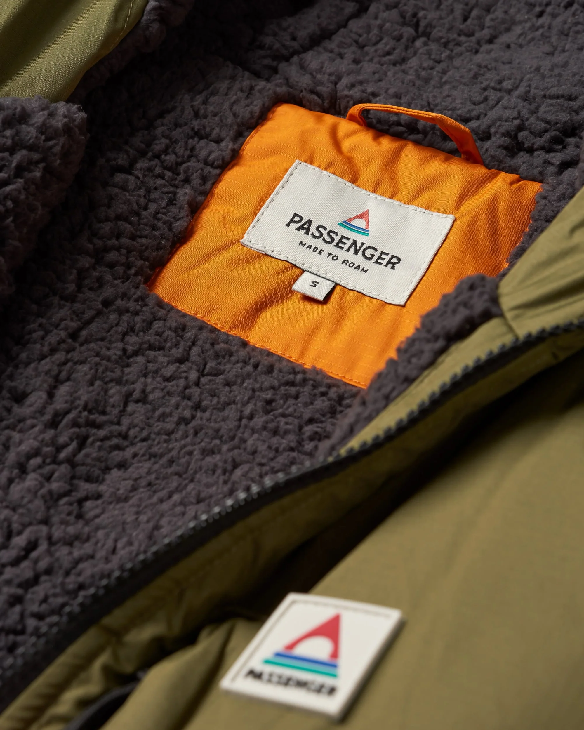 Waves Sherpa Lined Changing Robe - Khaki - Image 10