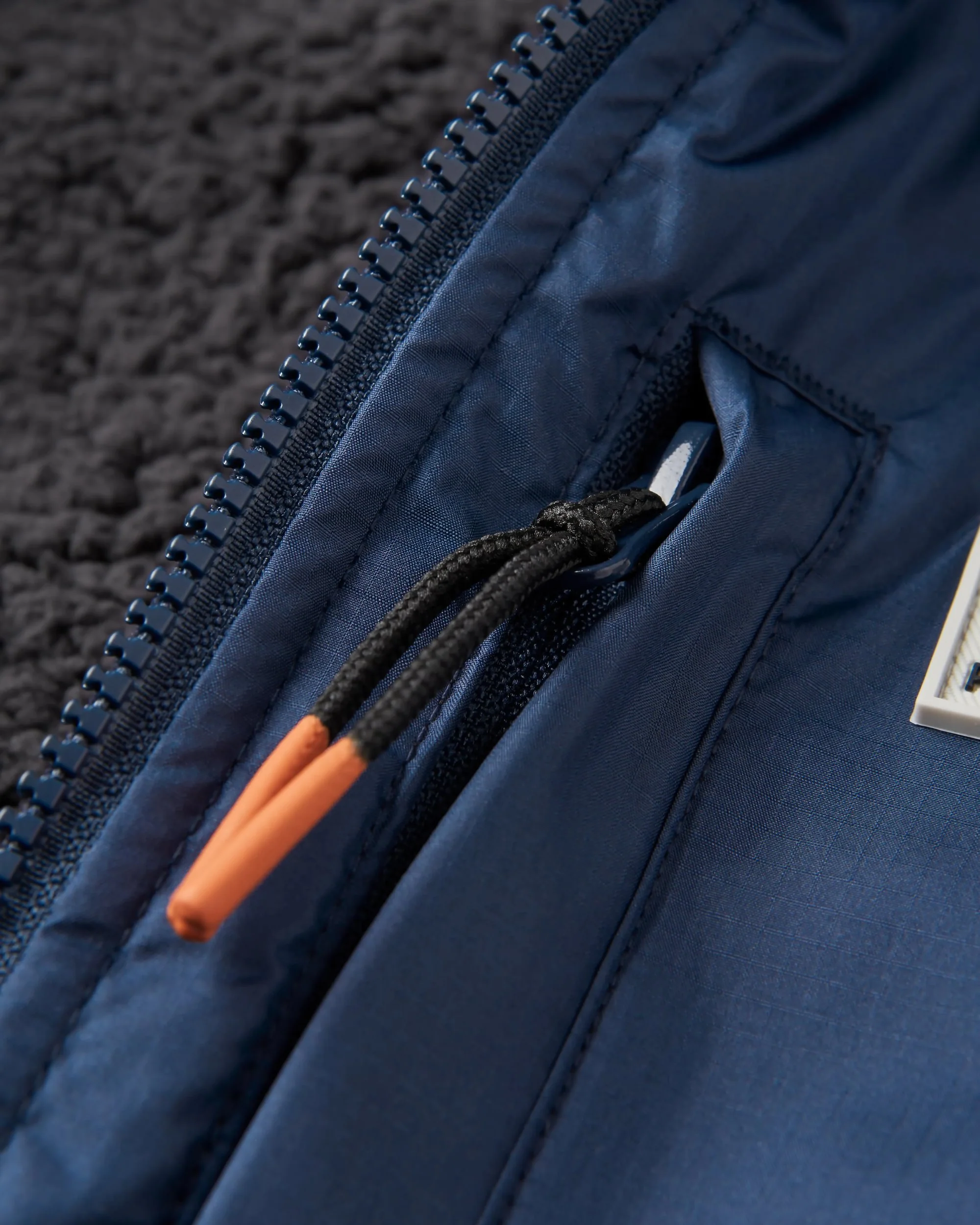 Waves Sherpa Lined Changing Robe - Rich Navy - Image 10
