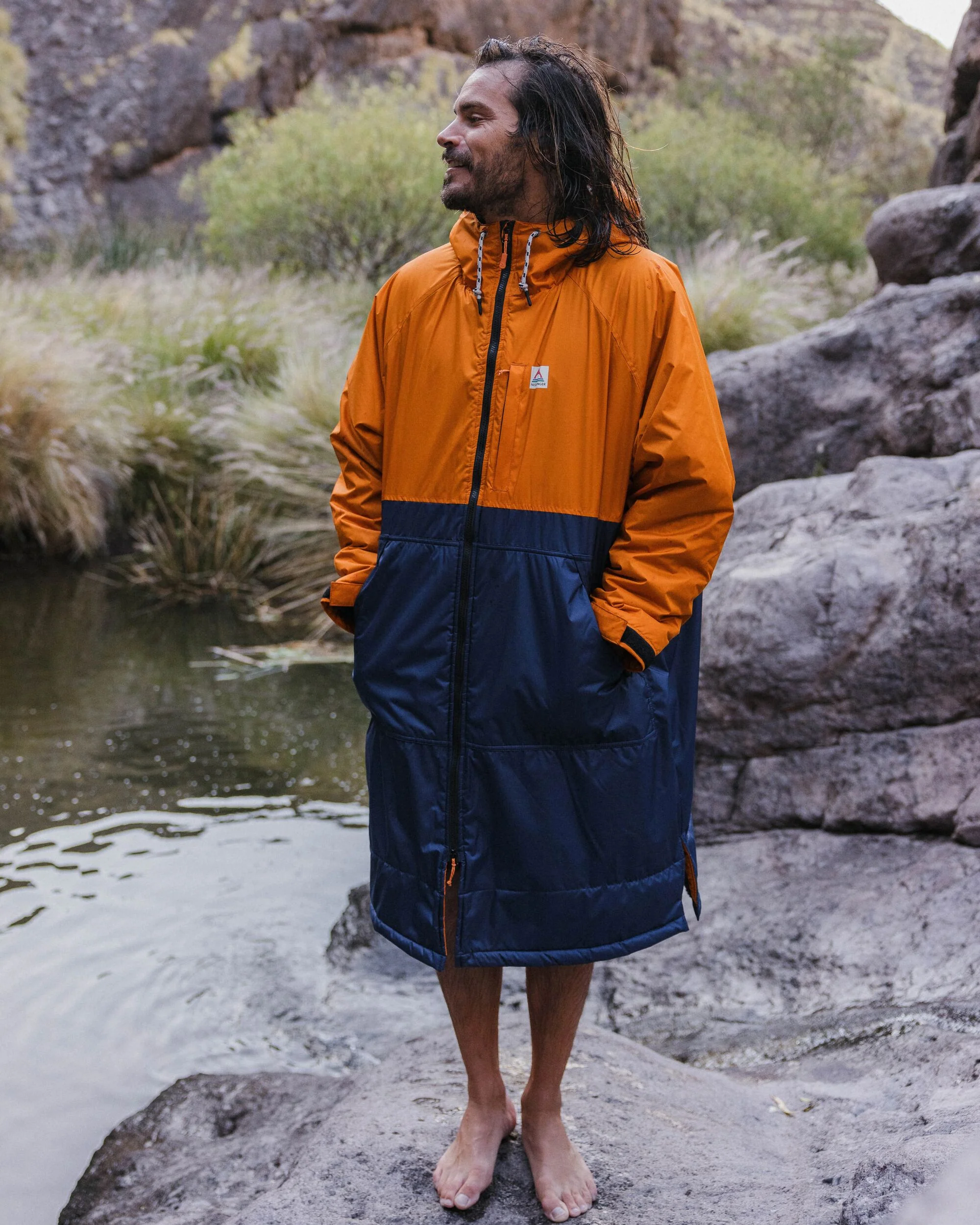 Waves Sherpa Lined Changing Robe - Sunrise Orange/Rich Navy - Image 5