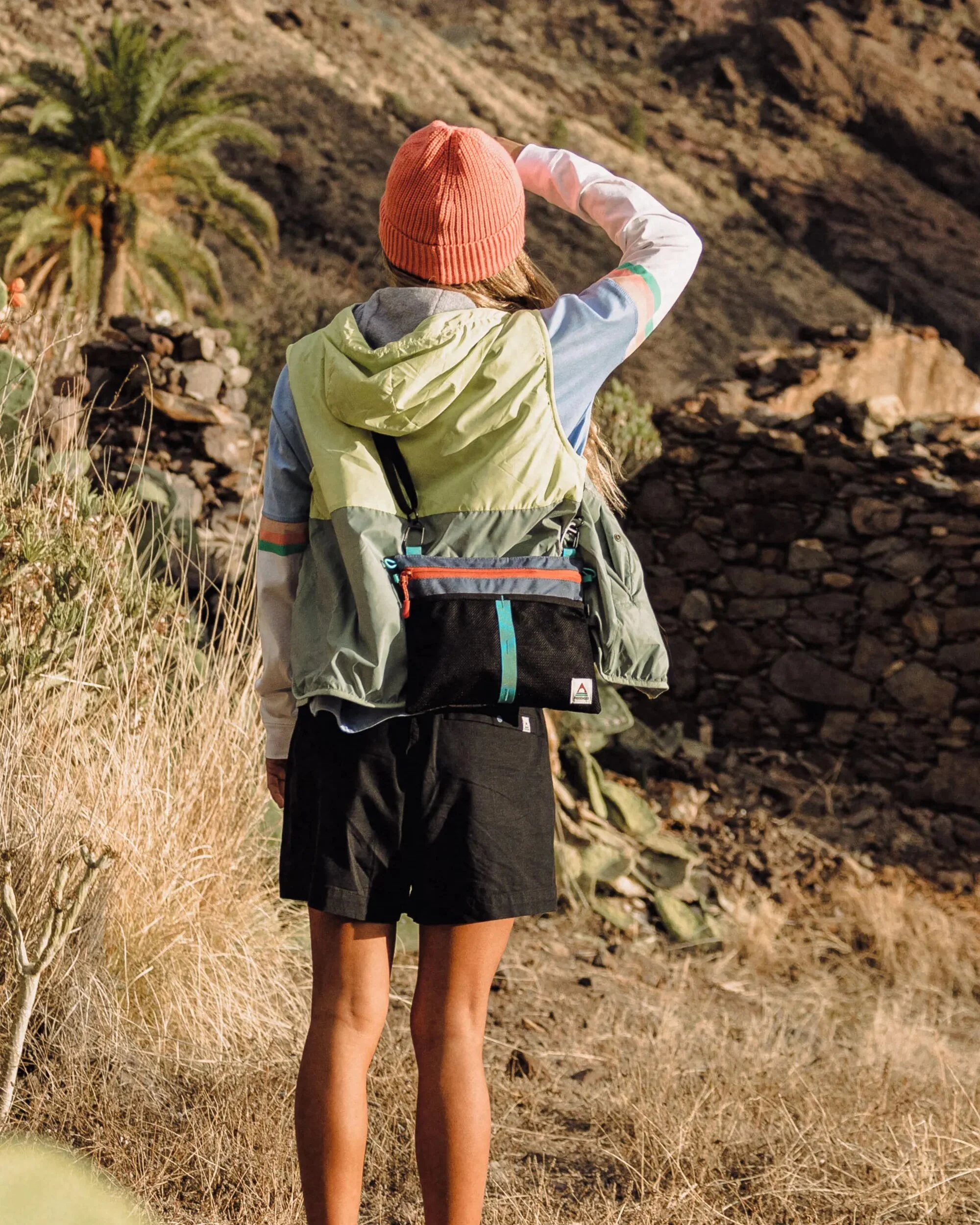 Waypoint Cross Body Bag - Black - Image 3