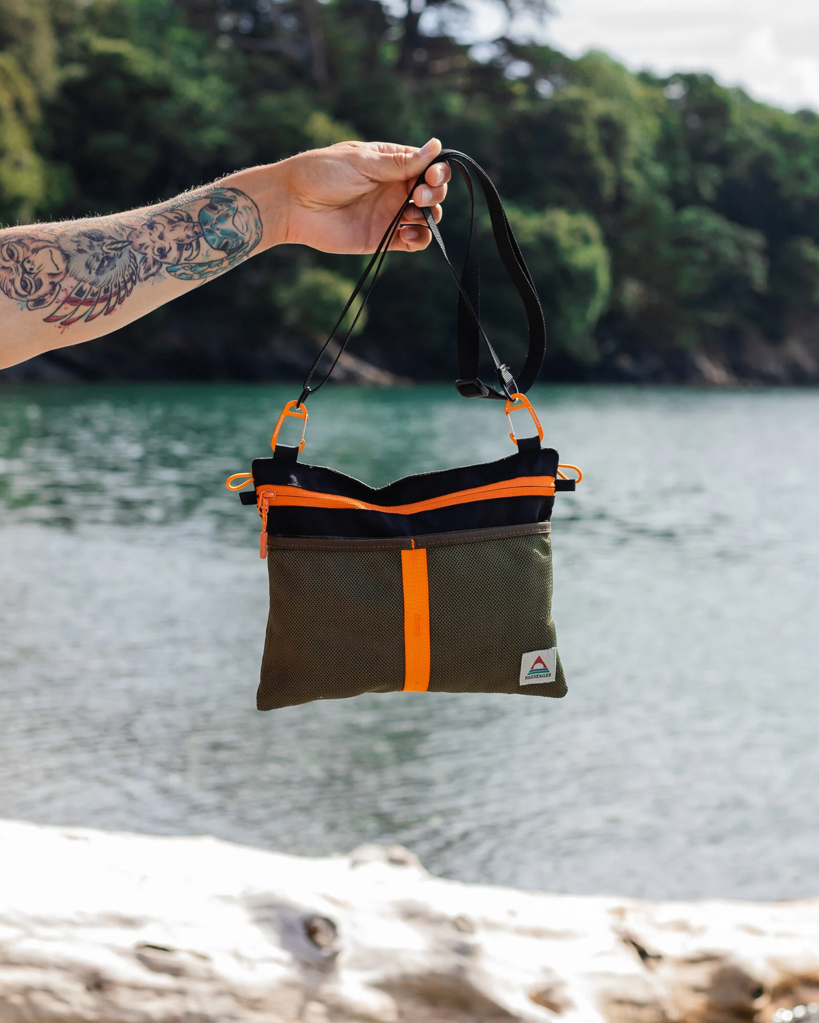 Waypoint Cross Body Bag - True Black/ Khaki - Image 2
