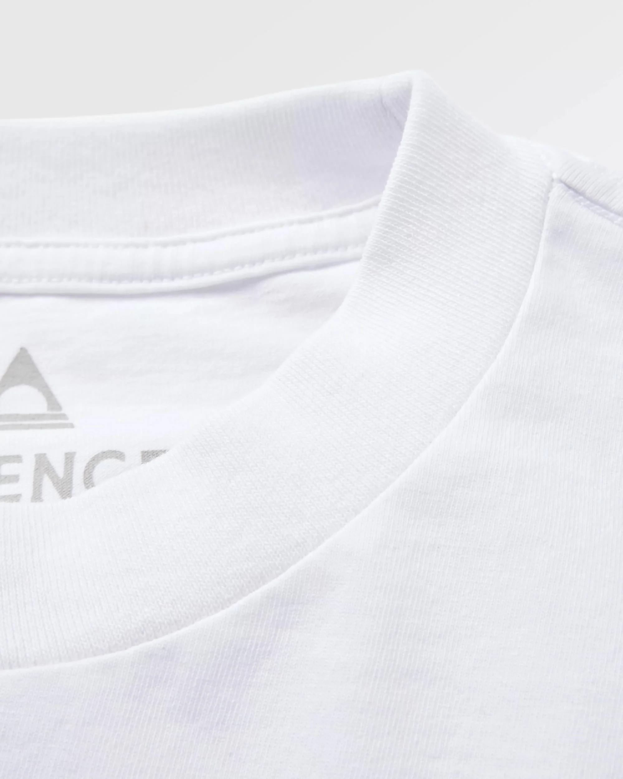 Yuca Relaxed Fit T-Shirt - White - Image 5